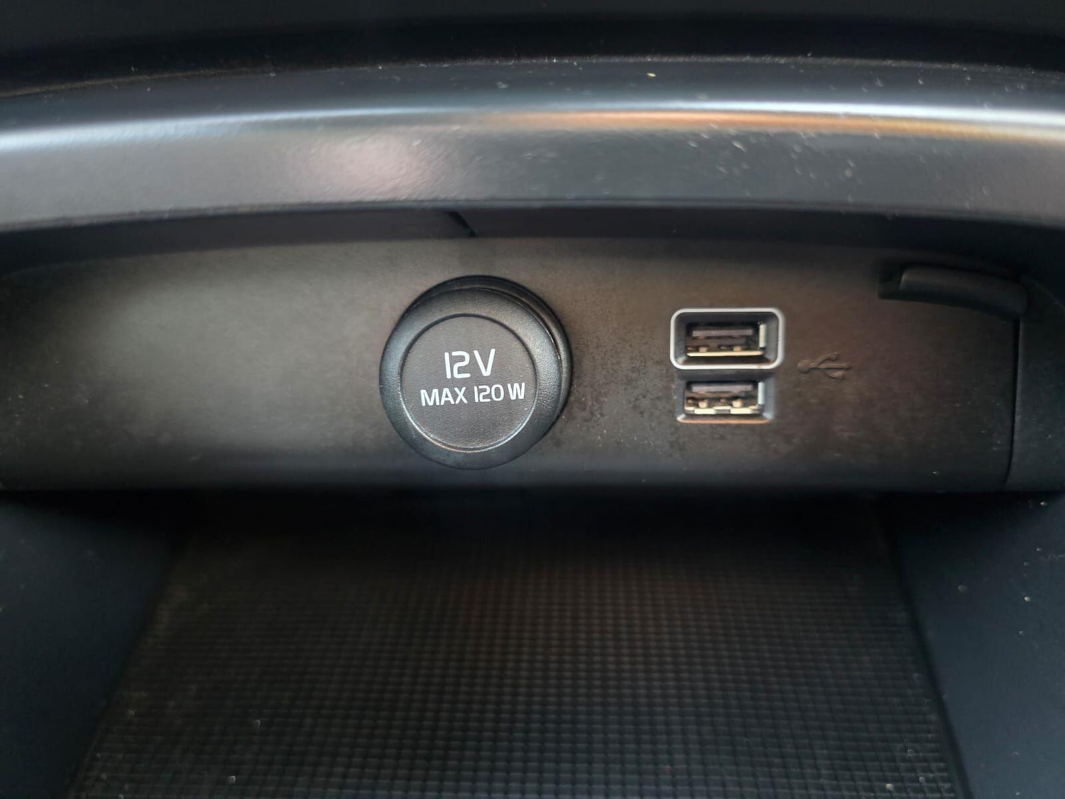 Used Volvo XC40 2018 for sale - 76420266: Photo 25