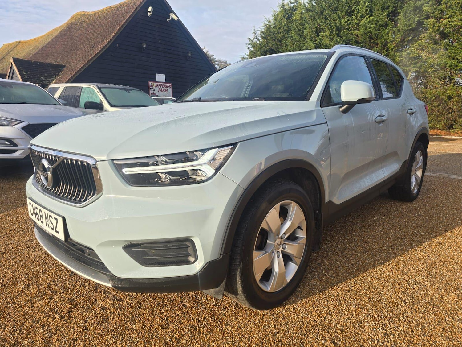 Used Volvo XC40 2018 for sale - 76420266: Photo 3