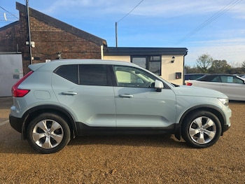 Used Volvo XC40 2018 for sale - 76420266: Photo