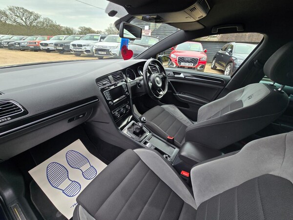 Used Volkswagen Golf 2015 for sale - 76112139: Photo 12