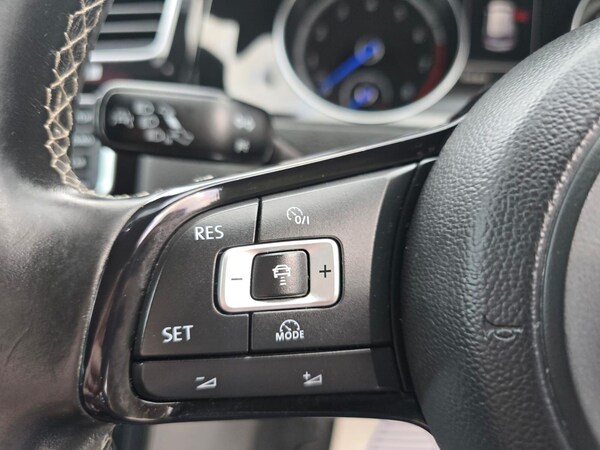 Used Volkswagen Golf 2015 for sale - 76112139: Photo 17