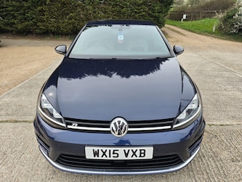 Used Volkswagen Golf 2015 for sale - 76112139: Photo 2