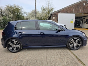 Used Volkswagen Golf 2015 for sale - 76112139: Photo 4