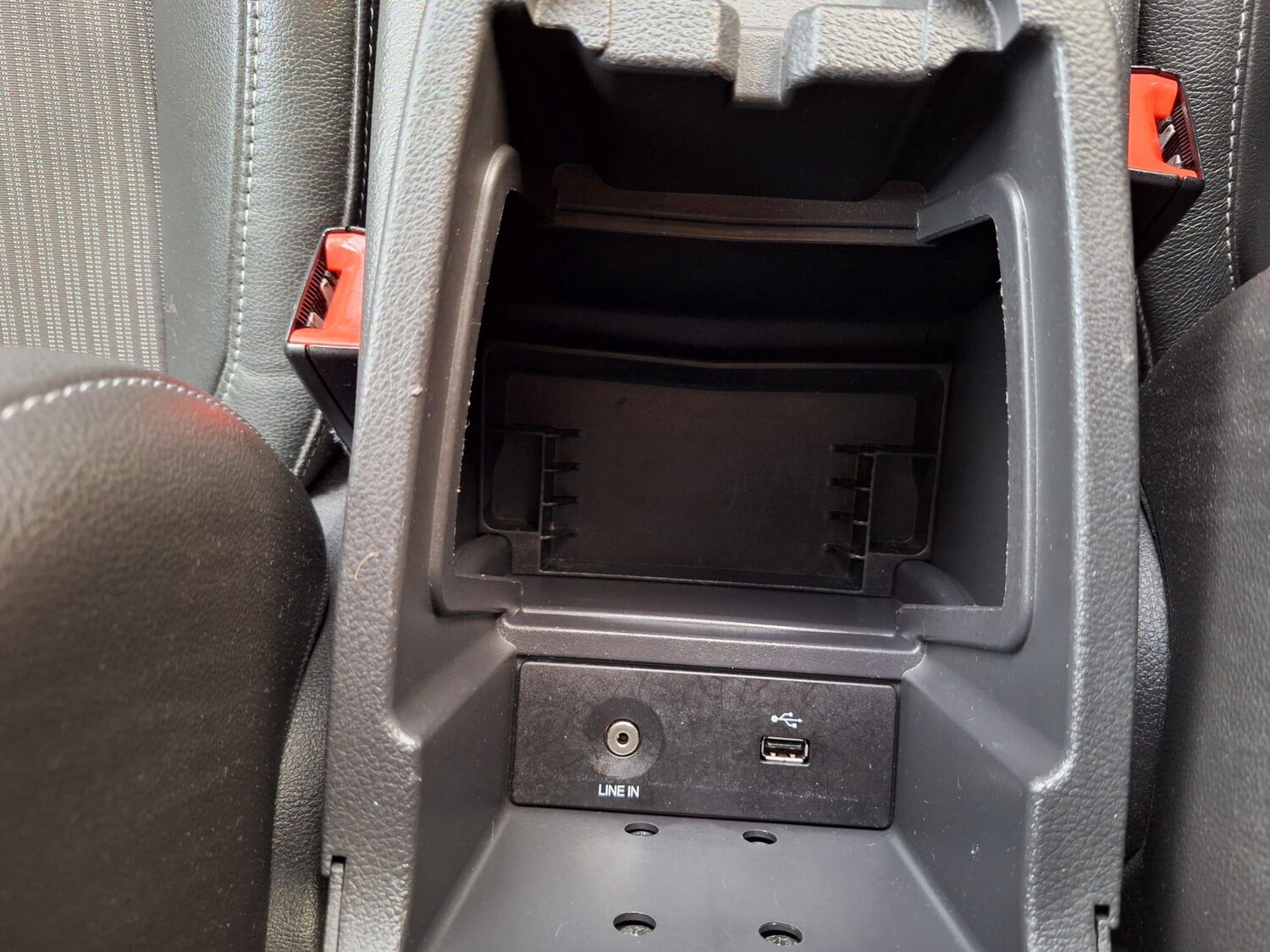 Used Ford Focus 2012 for sale - 76539732: Photo 15