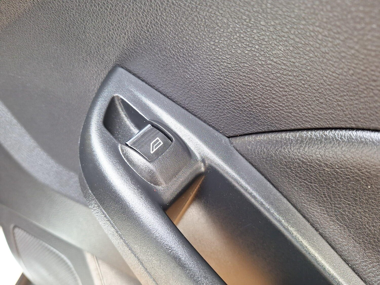 Used Ford Focus 2012 for sale - 76539732: Photo 25