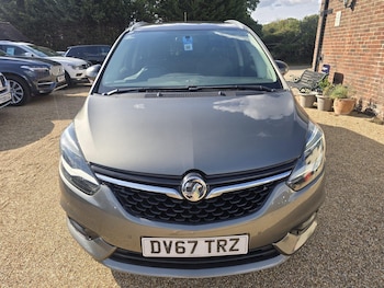 Used Vauxhall Zafira 2017 for sale - 75981910: Photo