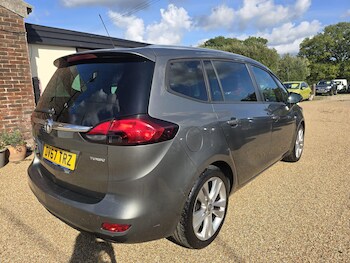 Used Vauxhall Zafira 2017 for sale - 75981910: Photo