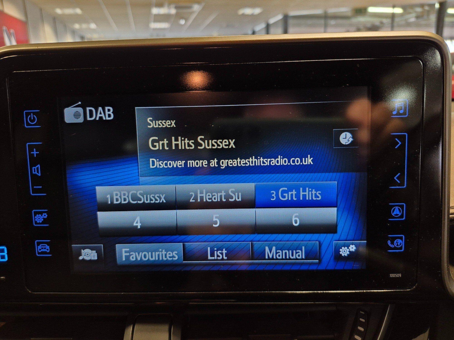 Used Toyota C-HR 2019 for sale - 76528846: Photo 19