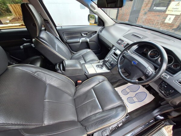 Used Volvo XC90 2010 for sale - 76327972: Photo 11