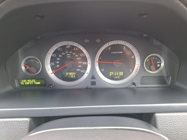 Used Volvo XC90 2010 for sale - 76327972: Photo 43
