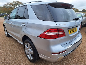 Used Mercedes-Benz M Class 2012 for sale - 76474766: Photo