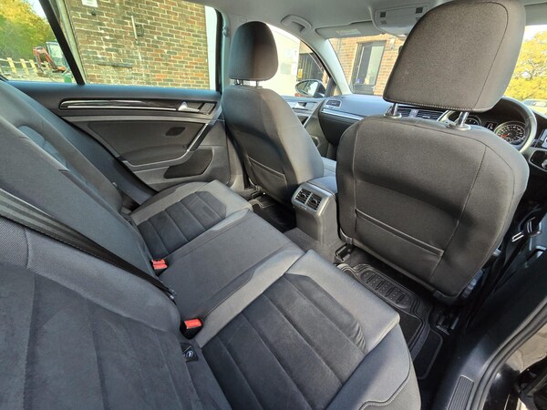 Used Volkswagen Golf 2017 for sale - 76251703: Photo 13