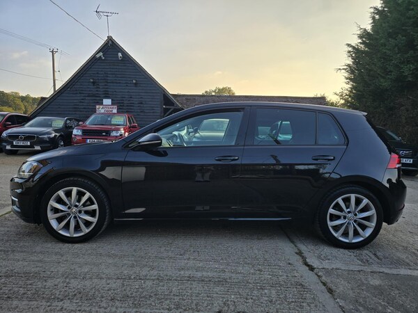 Used Volkswagen Golf 2017 for sale - 76251703: Photo 4