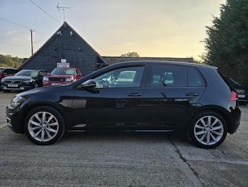 Used Volkswagen Golf 2017 for sale - 76251703: Photo 4