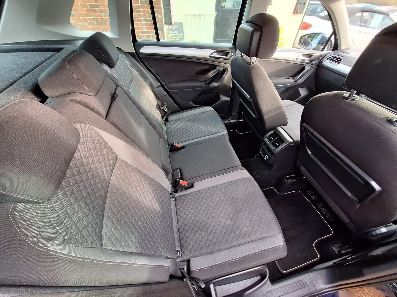 Used Volkswagen Tiguan 2019 for sale - 76474768: Photo 15