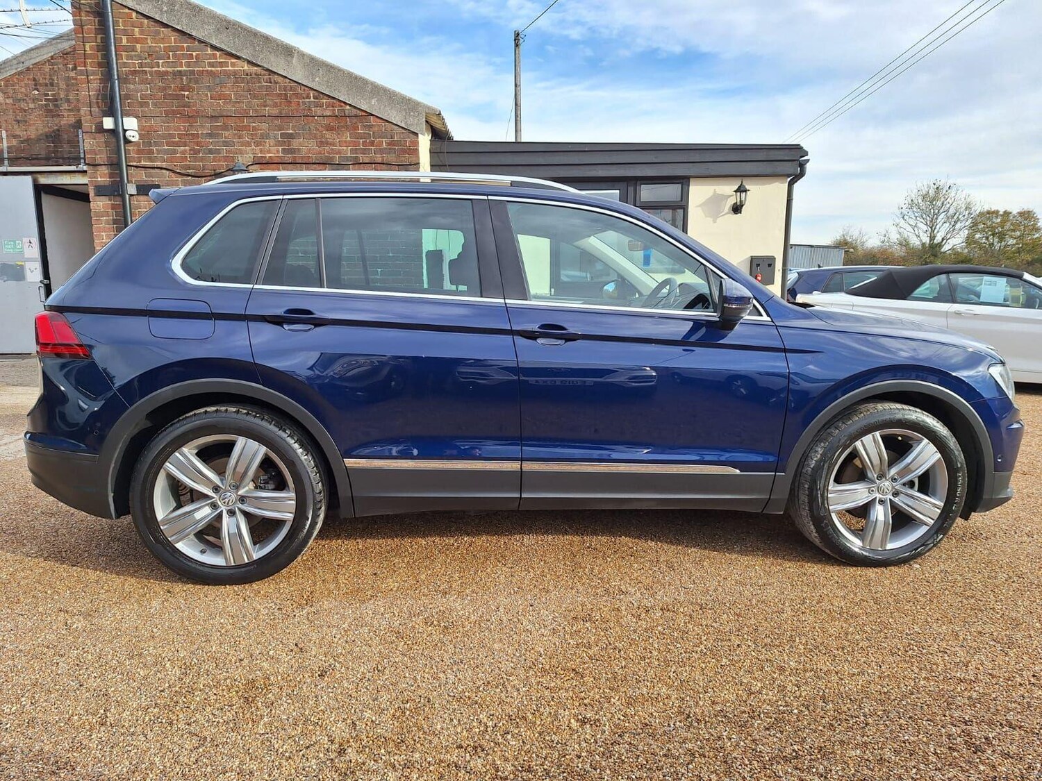 Used Volkswagen Tiguan 2019 for sale - 76474768: Photo 7