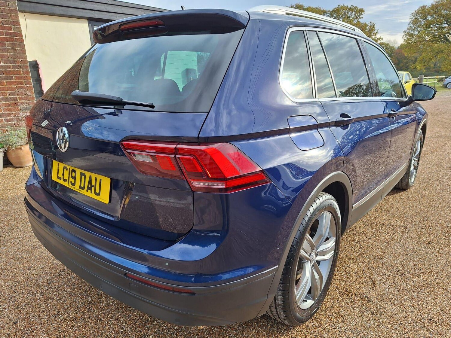 Used Volkswagen Tiguan 2019 for sale - 76474768: Photo 8