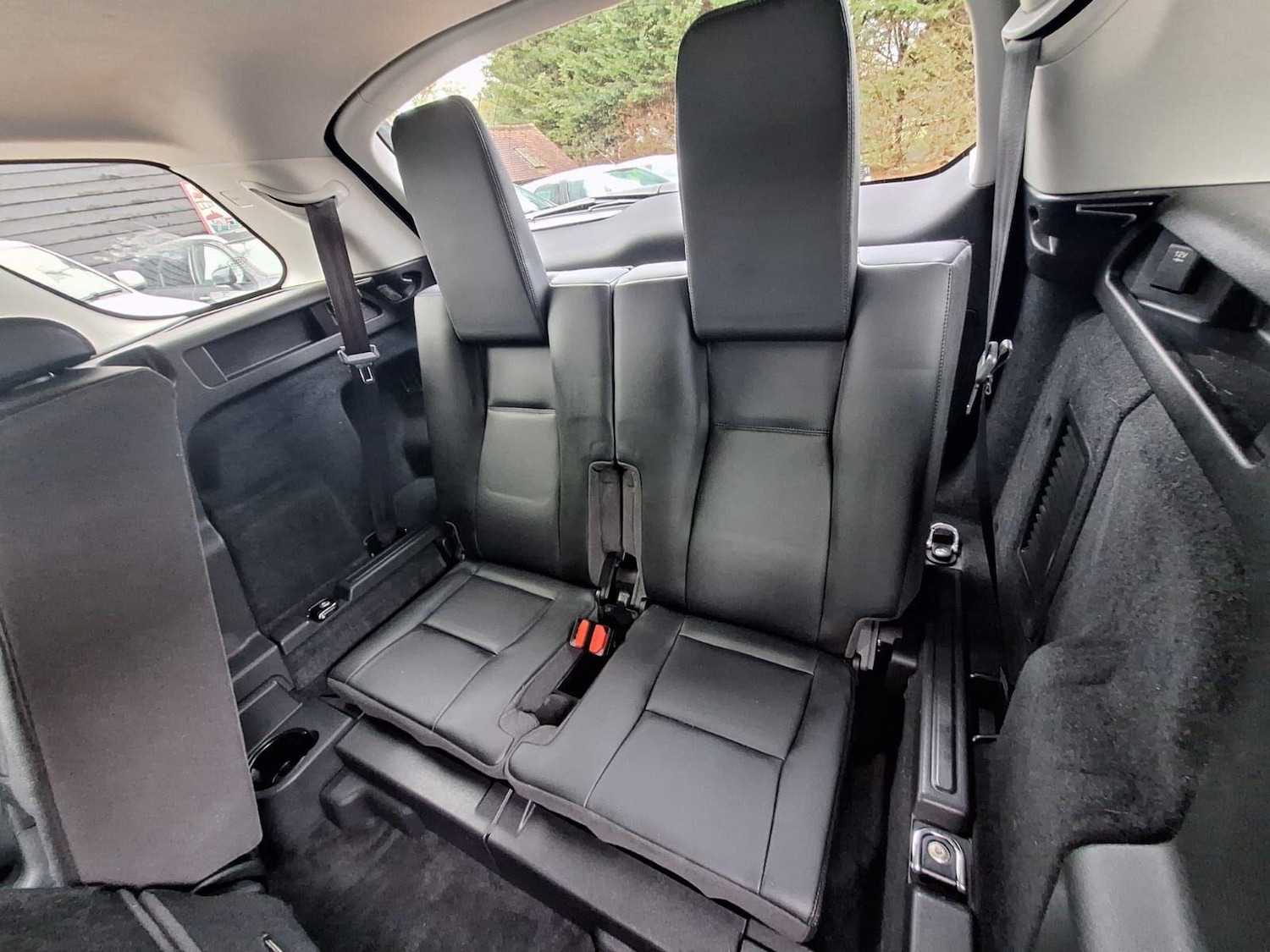 Used Land Rover Discovery Sport 2017 for sale - 76361667: Photo 14