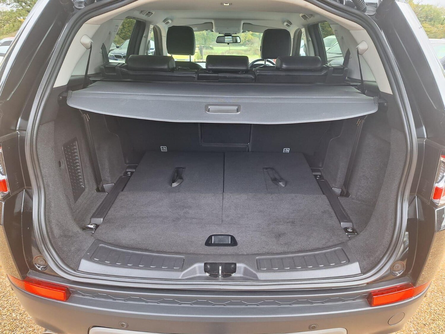 Used Land Rover Discovery Sport 2017 for sale - 76361667: Photo 45
