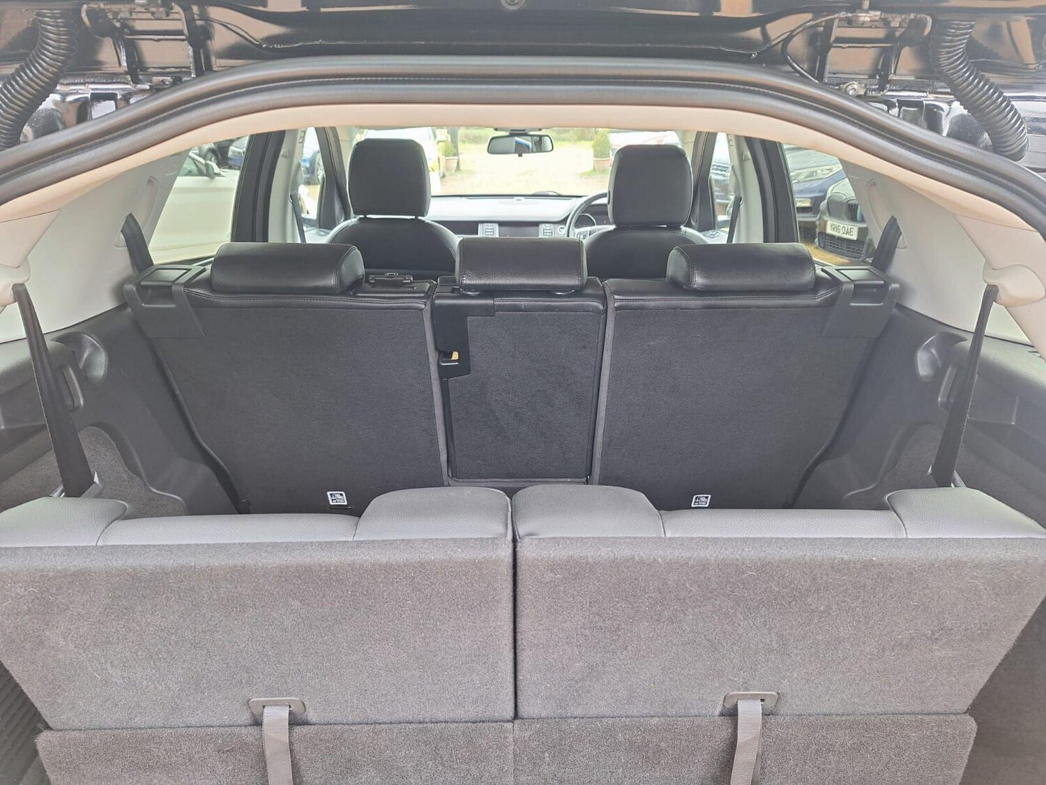 Used Land Rover Discovery Sport 2017 for sale - 76361667: Photo 47