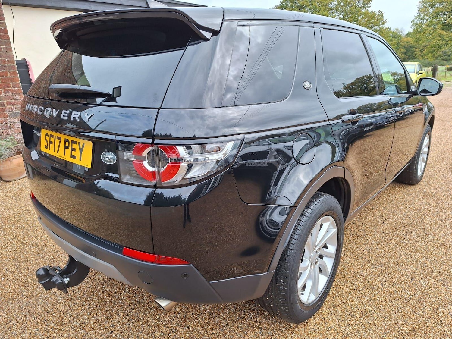 Used Land Rover Discovery Sport 2017 for sale - 76361667: Photo 8