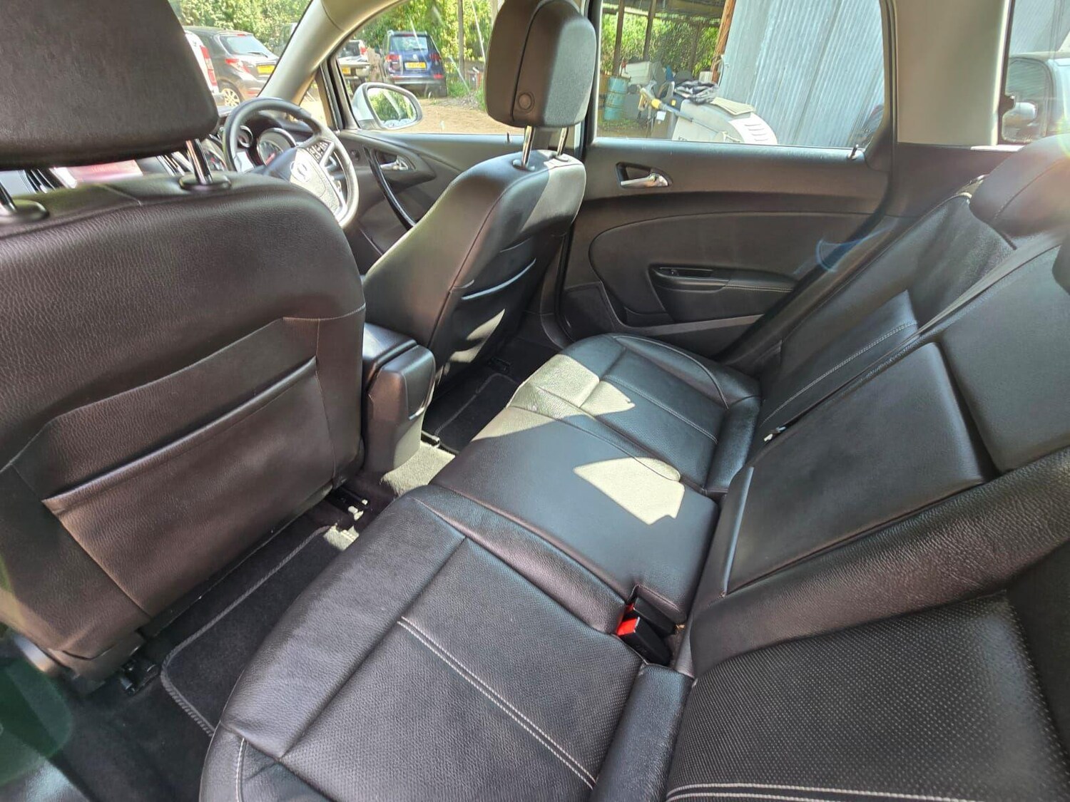 Vehicle 28