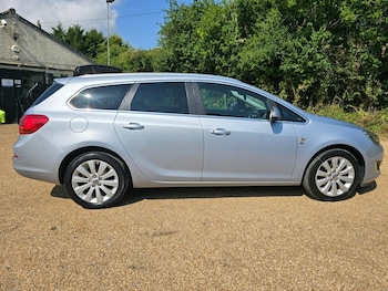 Used Vauxhall Astra 2014 for sale - 75981858: Photo