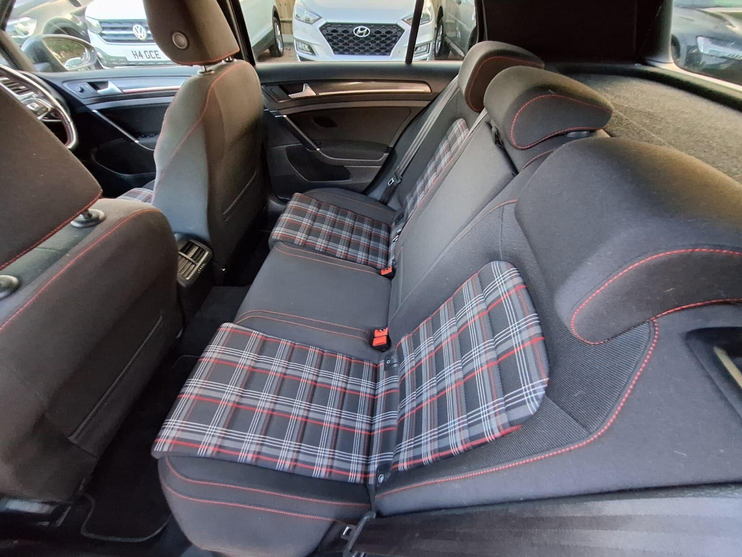 Used Volkswagen Golf 2018 for sale - 76400596: Photo 11