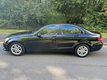 Used Mercedes-Benz C-Class 2013 for sale - 75715452: Photo