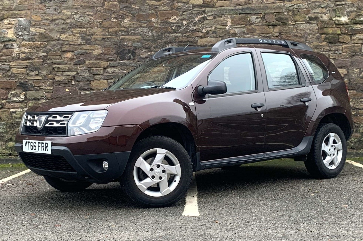 Used Dacia Duster 2016 for sale - 76722046: Photo 1