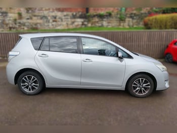 Used Toyota Verso 2013 for sale - 78067408: Photo