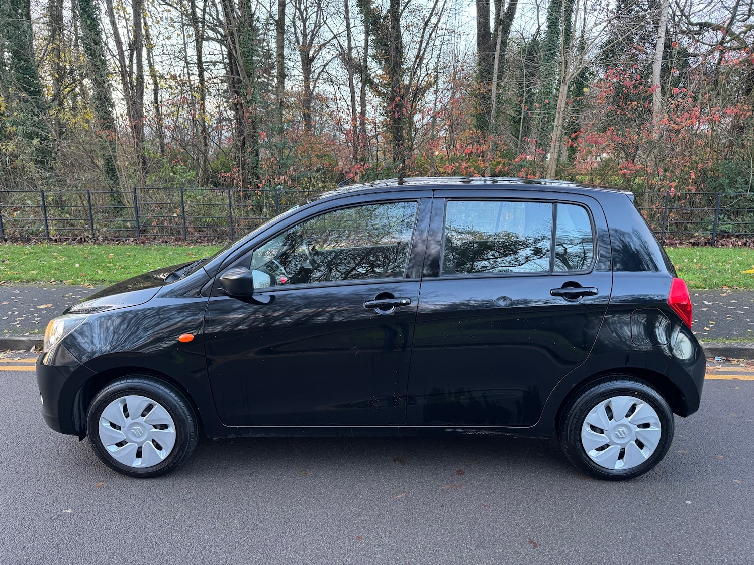 Used Suzuki Celerio 2018 for sale - 76757379: Photo 2