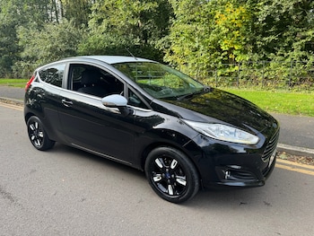 Used Ford Fiesta 2015 for sale - 76244615: Photo