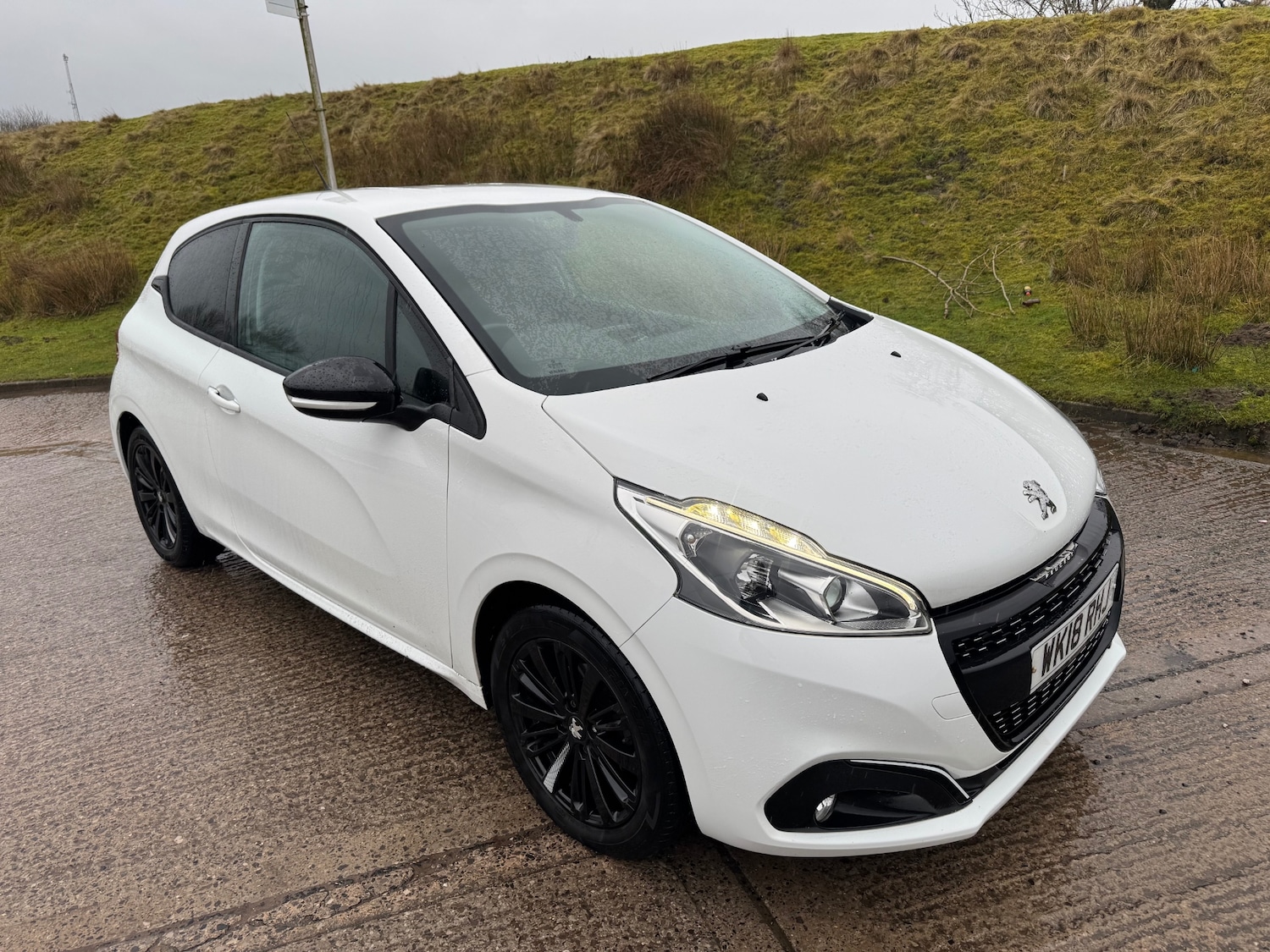 Used Peugeot 208 2018 for sale - 77607269: Photo 10