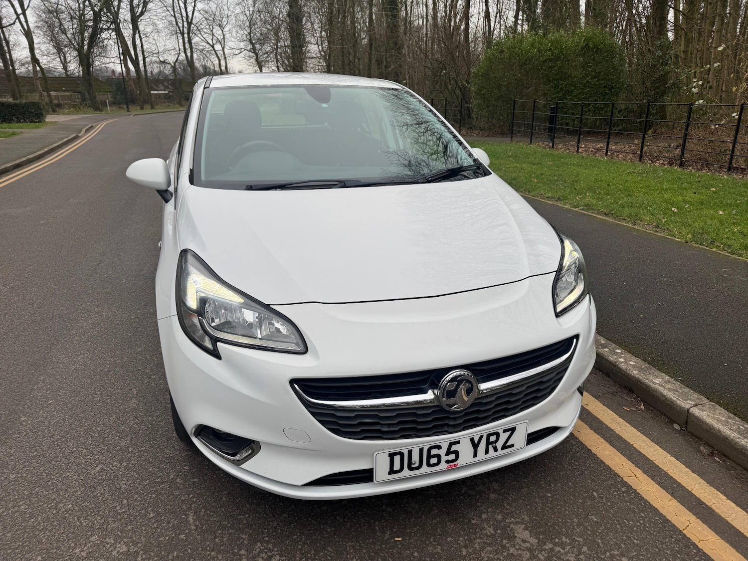 Used Vauxhall Corsa 2015 for sale - 77420301: Photo 2