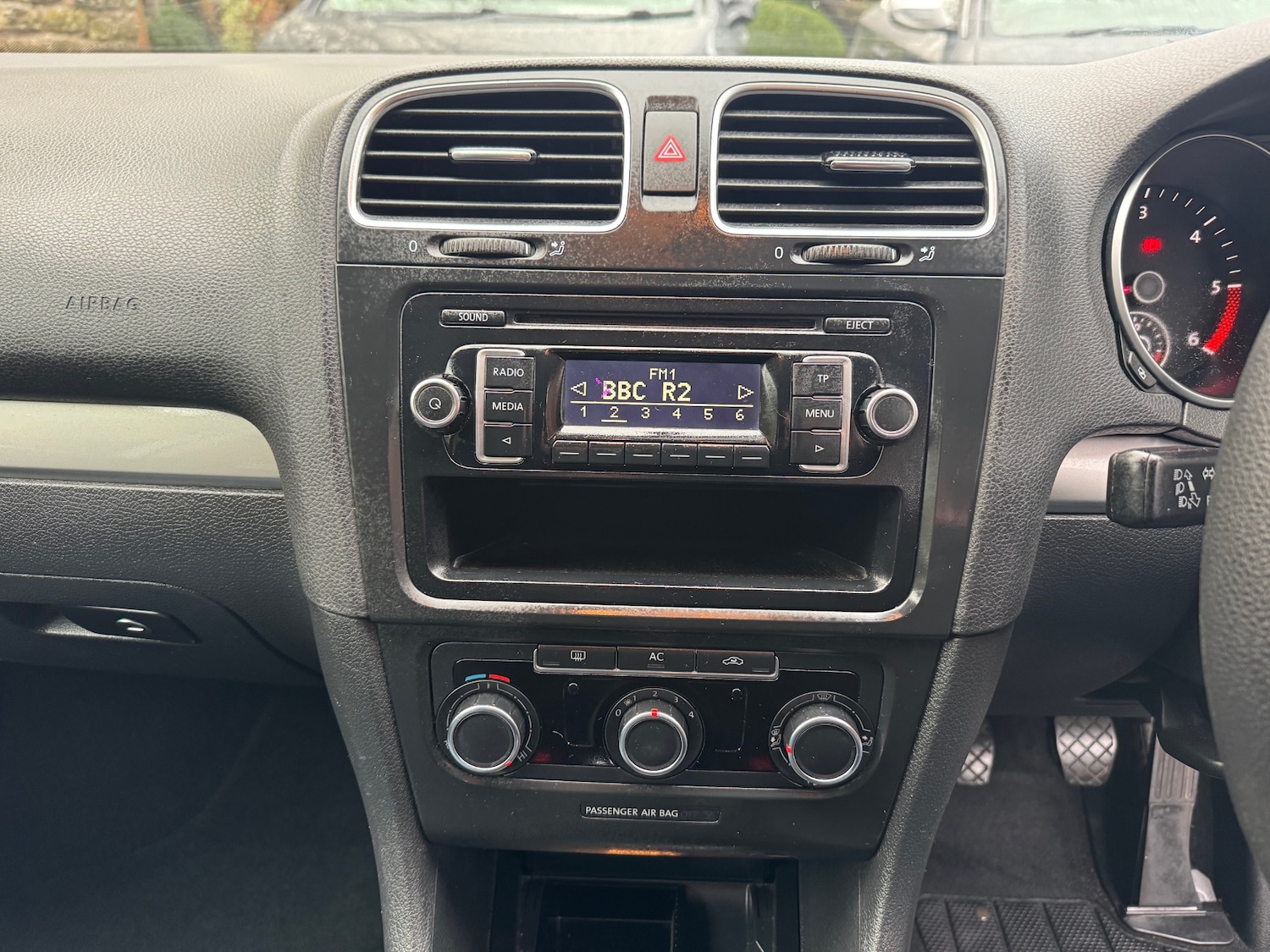 Used Volkswagen Golf 2011 for sale - 76931134: Photo 24