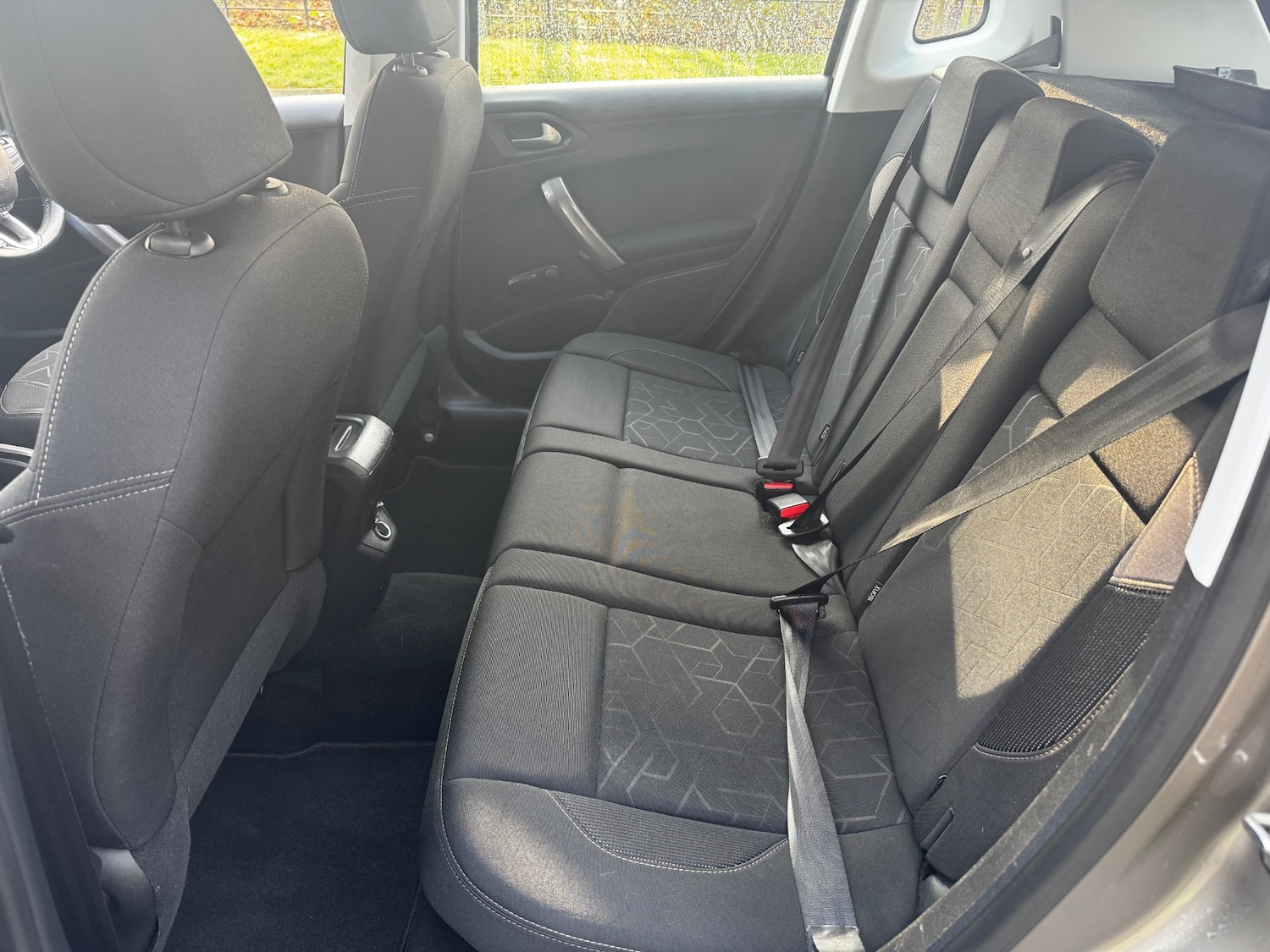 Used Peugeot 2008 2016 for sale - 78028551: Photo 21