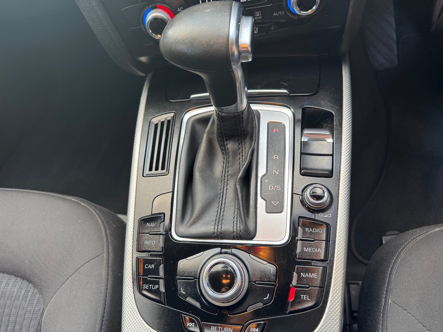 Vehicle 29