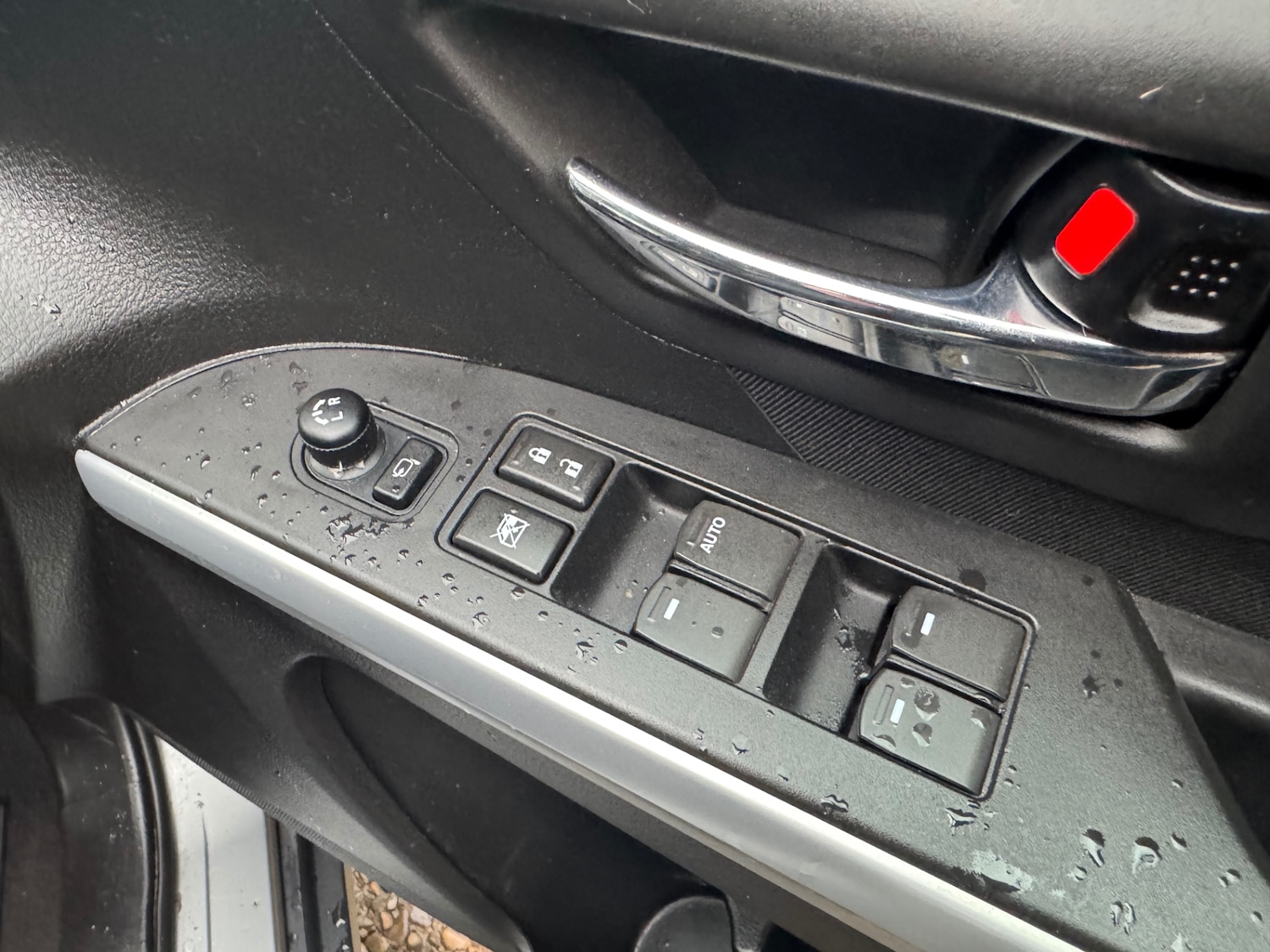 Used Suzuki SX4 S-Cross 2015 for sale - 77676572: Photo 28