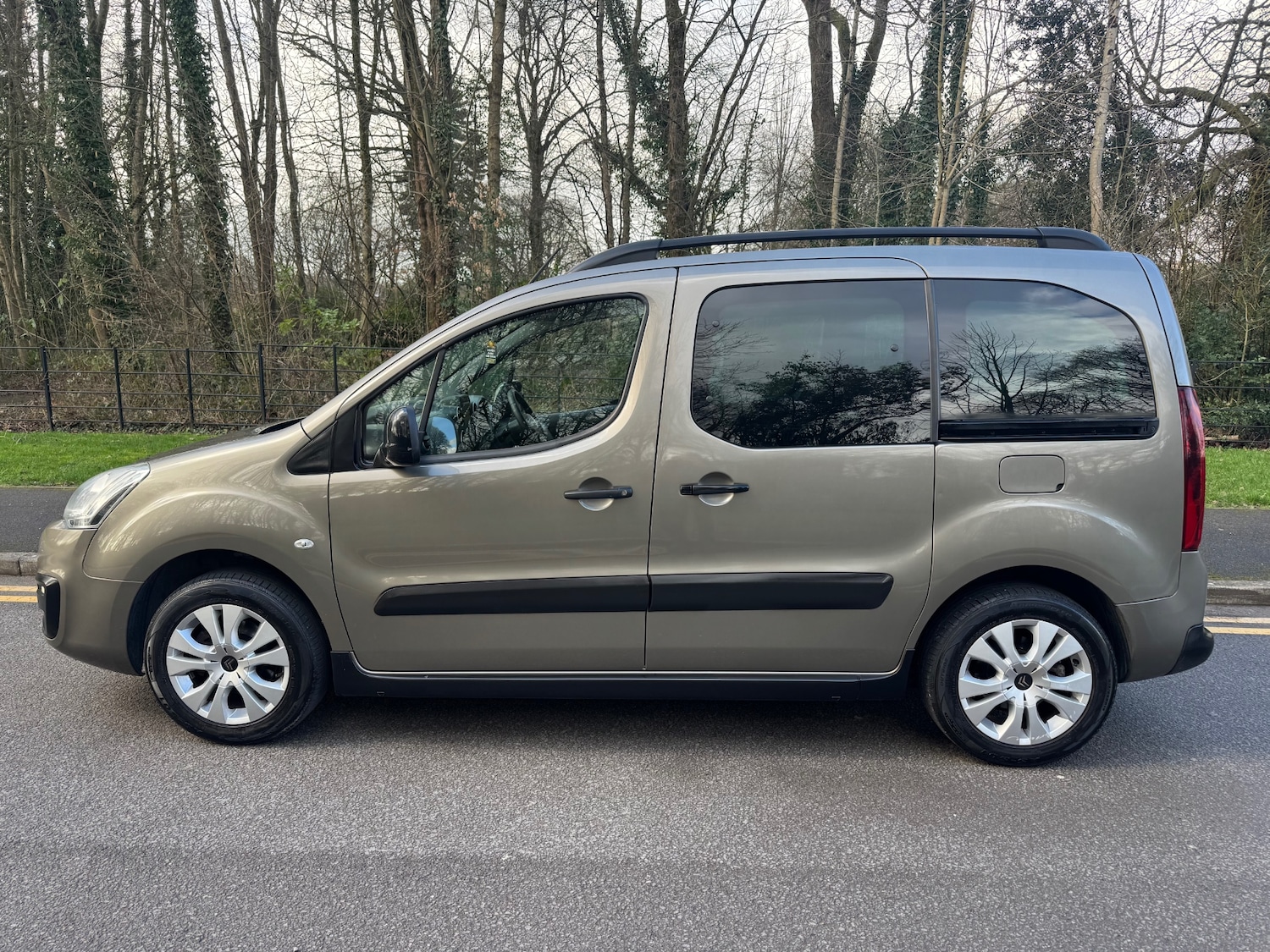 Used Citroen Berlingo Multispace 2015 for sale - 77653197: Photo 2