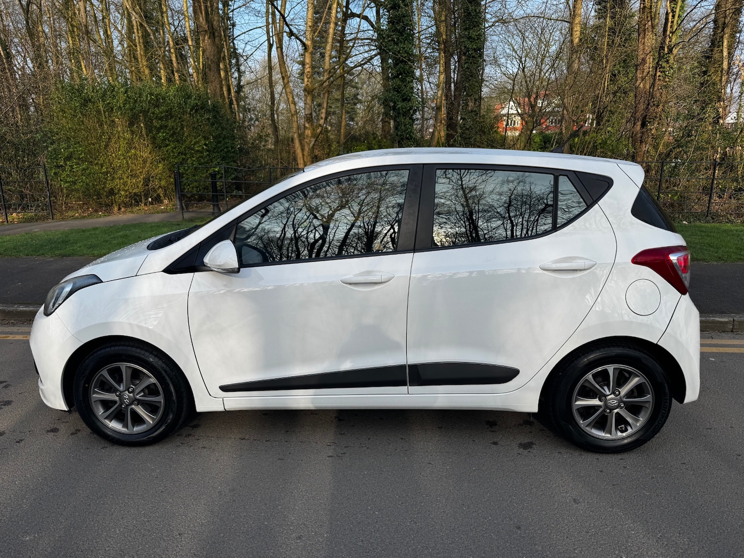 Used Hyundai i10 2014 for sale - 78028299: Photo 2