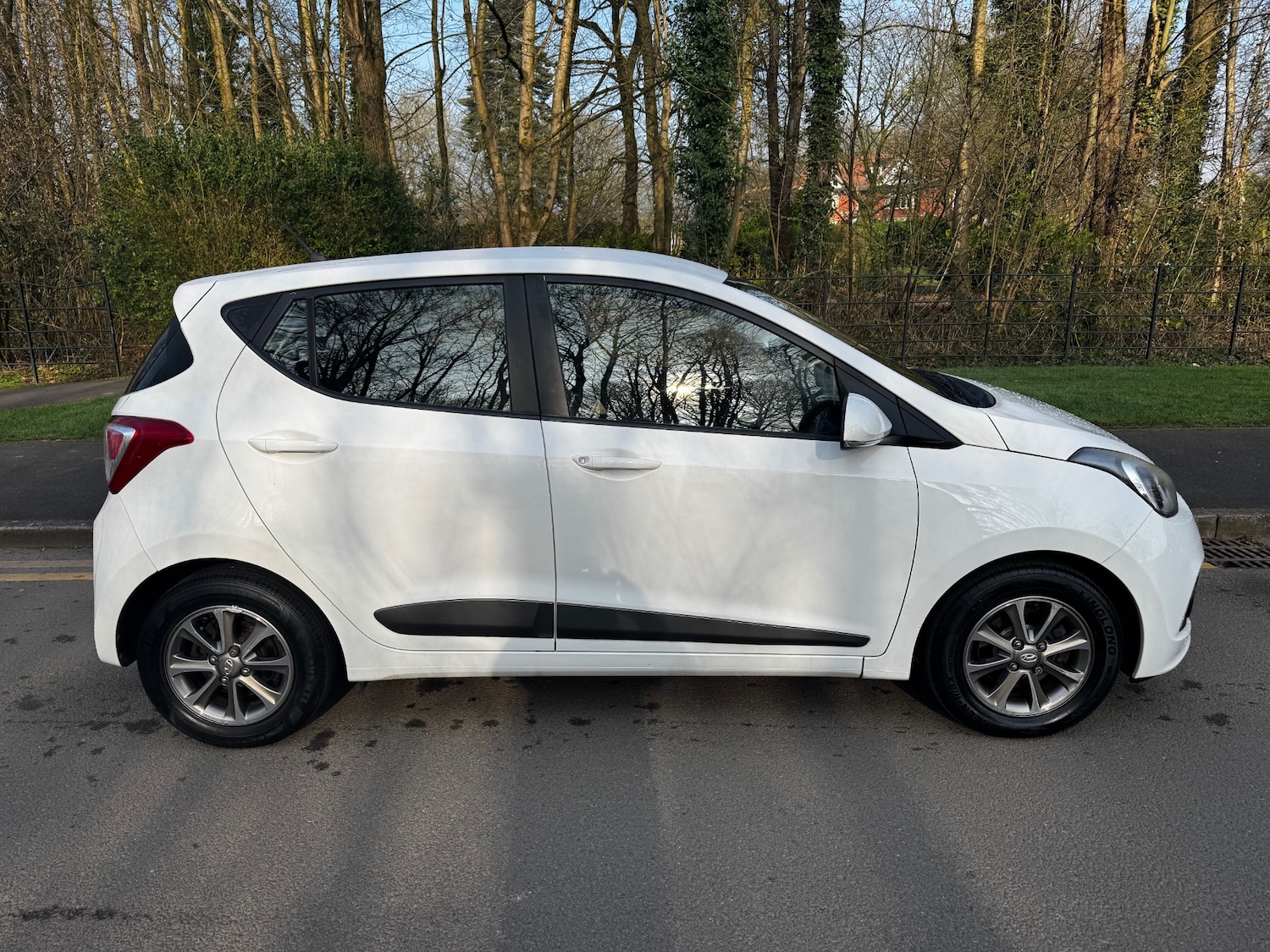 Used Hyundai i10 2014 for sale - 78028299: Photo 8