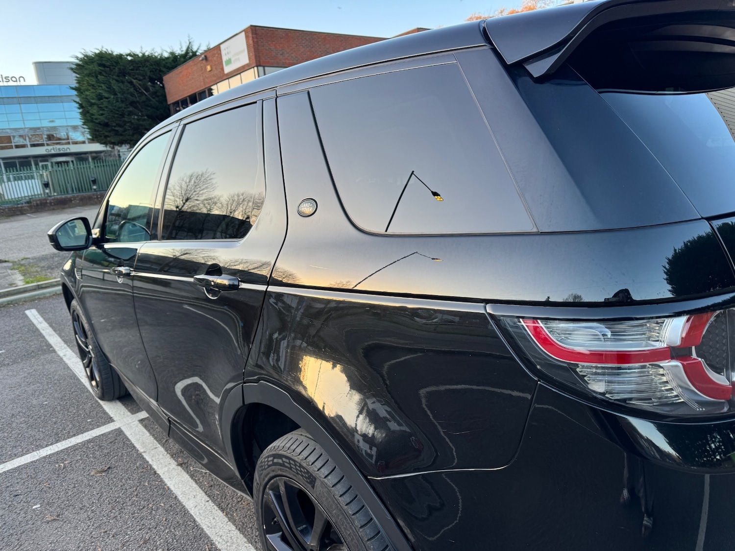 Used Land Rover Discovery Sport 2018 for sale - 77052148: Photo 11