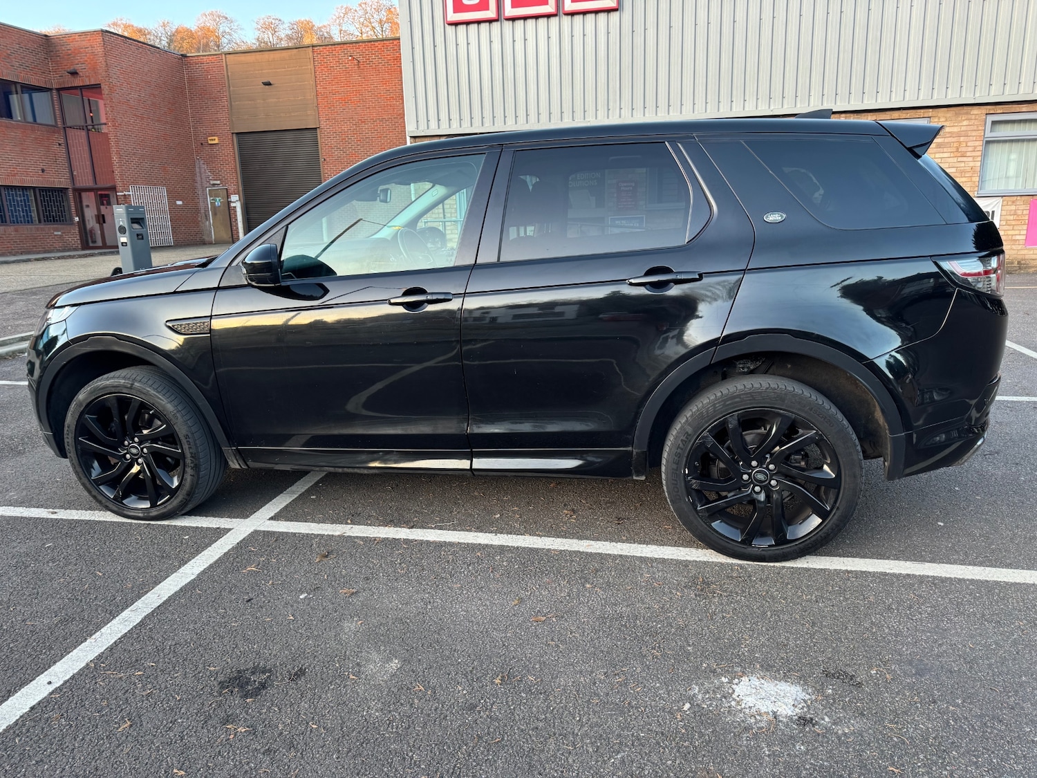 Used Land Rover Discovery Sport 2018 for sale - 77052148: Photo 9