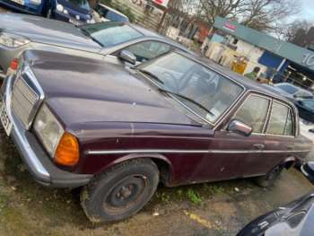 Used Mercedes-Benz 230 1978 for sale - 73724726: Photo