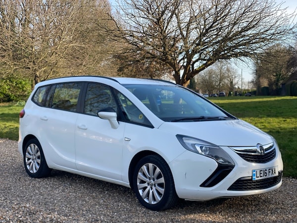 Used Vauxhall Zafira 2016 for sale - 74045140: Photo 1