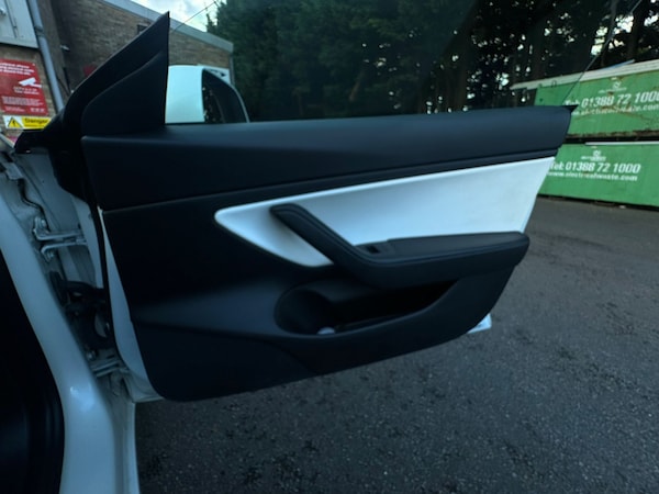 Used Tesla Model 3 for sale - 72294260: Photo 18
