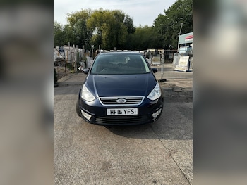 2015 (15) - 2.0 TDCi 140 Zetec 5dr Powershift
