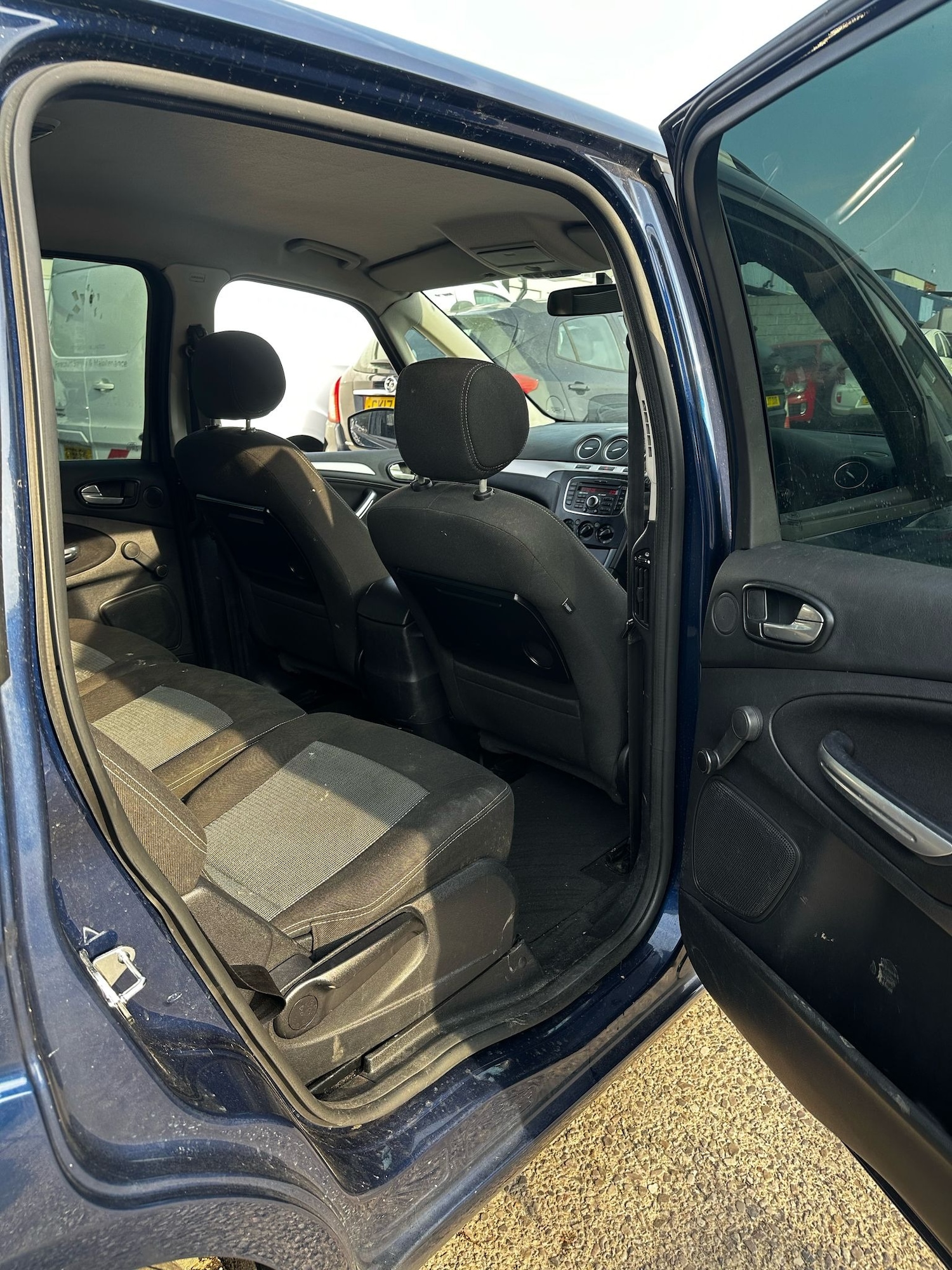 Used Ford Galaxy 2015 for sale - 75581346: Photo 3