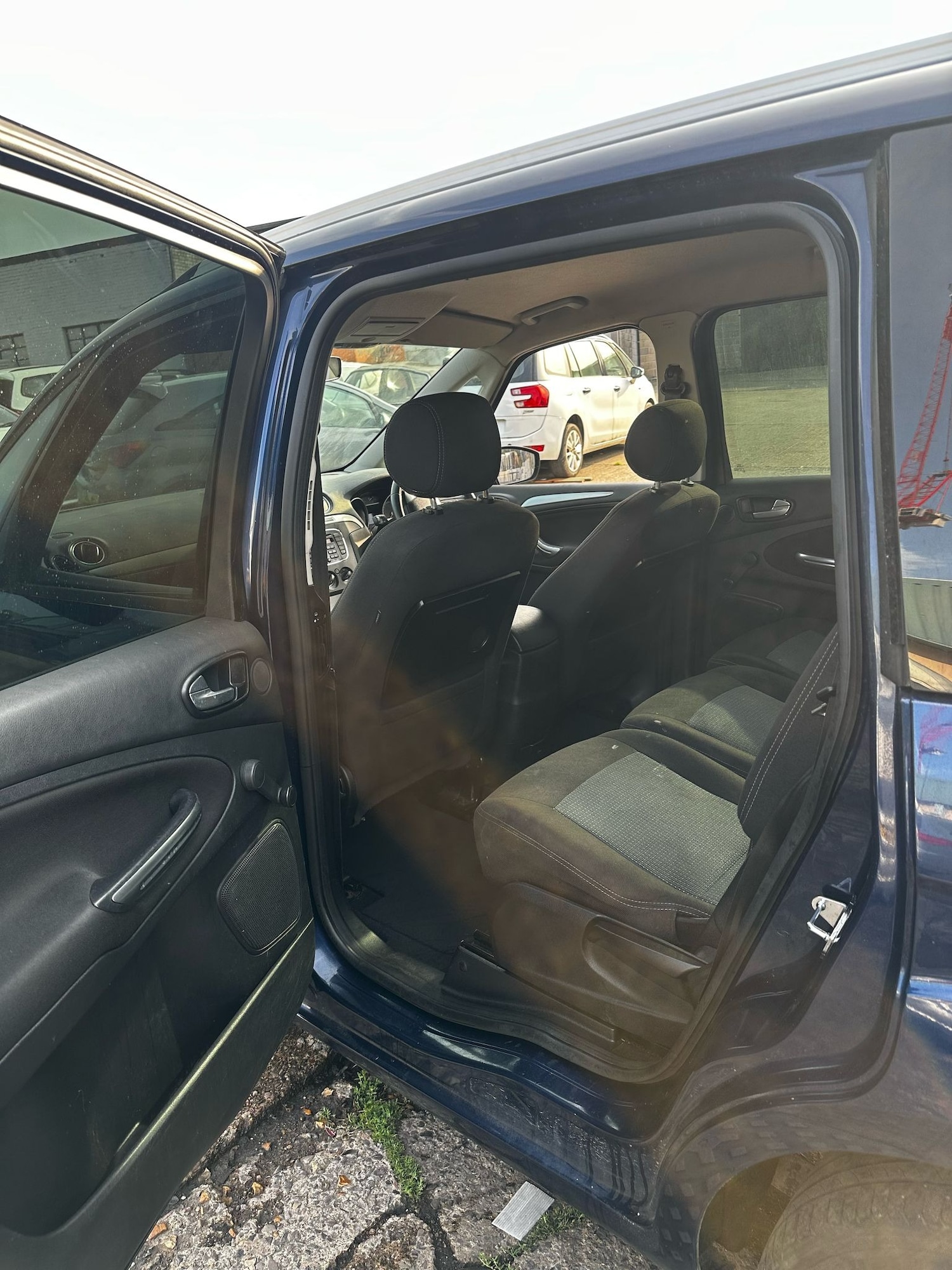 Used Ford Galaxy 2015 for sale - 75581346: Photo 4